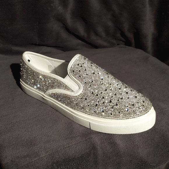 DB Studio Shoes - *PRICE DROP*  NWT DB Studio Crystal Bridal Sneakers Size 10